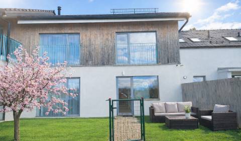 Predaj, Dom s dvoma apartmánmi Mengusovce