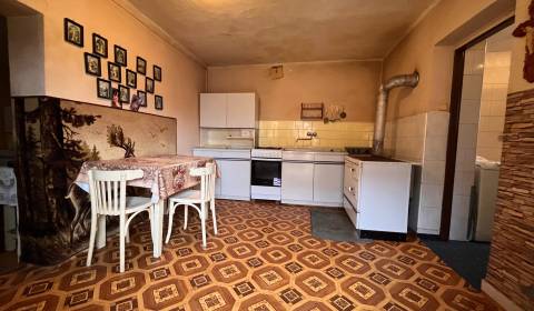 Chalupa alebo dom? Využite potenciál nehnuteľnosti v obci Kvakovce