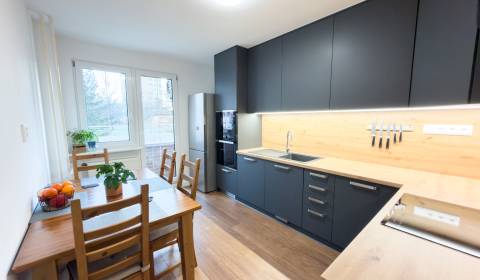 REZERVOVANÉ- Na predaj 4-izbový byt Žilina-Solinky