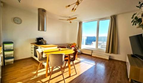 Prenájom 3 izbový byt s terasou, Nový Ružinov, Bratislava II. Ružínov