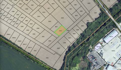 Pozemok na predaj 817 m2 Chorvátsky Grob časť Čierna Voda