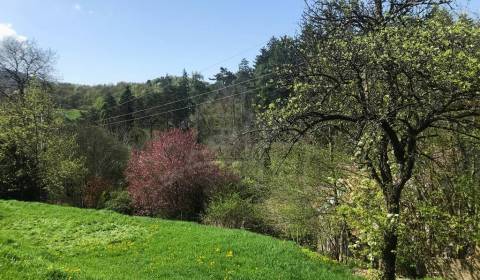 Slnečný pozemok s výhľadom na Sitno – Banská Štiavnica, Štefultov