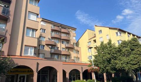 Predaj 4 izbový mezonetový byt na prestížnej ulici Senec 