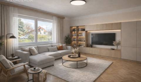 NA PREDAJ 5 izbový rodinný dom s veľkou záhradou v obci Iža