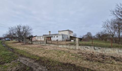 Polyfunkčný objekt bývalej pekárne v obci Lesenice, okr. Veľký Krtíš.