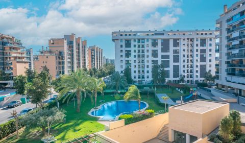 Luxusný byt  Alicante, 112m2, bazén, 2 garáže, posilňovňa