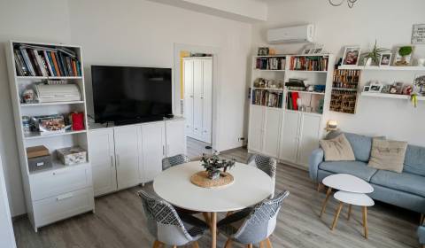 Štýlový priestranný  byt so záhradou a parkovaním Trnava Coburgova