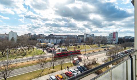 Komfortný 1,5-izbový byt s balkónom v Ružinove na predaj