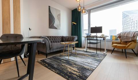 Moderný 2-izbový byt v projekte Skypark