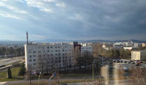 Moderne zrekonštruovaný 3-izbový byt - Ostravská