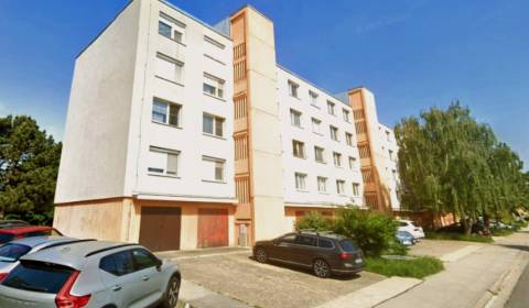 MODERNÝ ZREKONSTRUOVANÝ 2-IZB BYT, 53m2, BÝVANIE S DOTYKOM PÍRODY, DNV