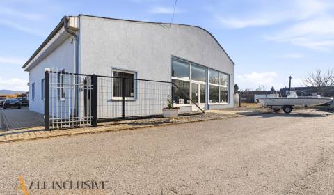 Na prenájom obchodný priestor s kanceláriou, Štúrovo