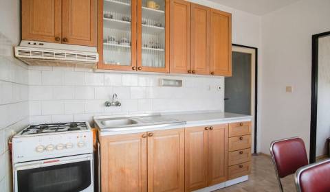 4-izbový byt s 2 balkónmi na ul. Nábrežná, Nové Zámky – 83,96m2