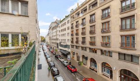 Predaj 4-izbový byt, 102m2, terasa 50m2, Bratislava-centrum, Gorkého