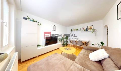 REZERVOVANÉ, 3-izbový svetlý byt v širšom centre, SENEC