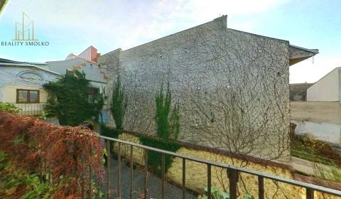 EXKLUZÍVNE: Priestranný 2-izbový byt priamo v centre Prešova – Ideálne