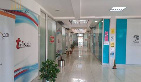 Prenájom komerčného priestoru v OC TRIADA, Humenné.
