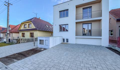 Zrekonštruovaný 4 izbový rodinný dom v Nitre  