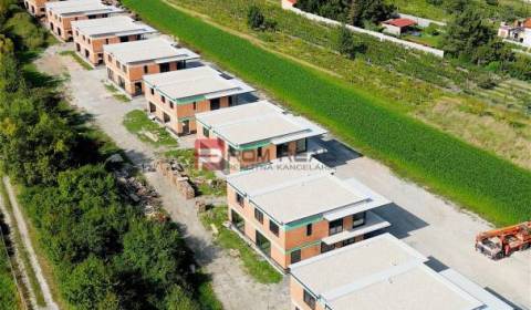 3-izbový byt (71 m²) s 2 park. miestami – Projekt PRI KAPLNKE, Dubová