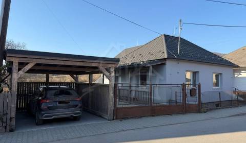 Zrekonštruovaný dom Revúcka Lehota