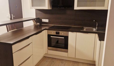 Novostavba 3-izbový byt, 64 m2, balkón, Slovenský Grob