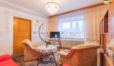 NA PREDAJ starší samostatný 4-izbový rodinný dom v obci Gajary