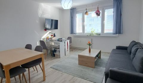 REZERVVOVANY   3-izb. byt, na Beniakova, Bratislava – Karlova Ves.