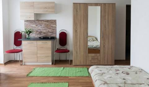 Na prenájom garsónka, Hrnčiarovce nad Parnou