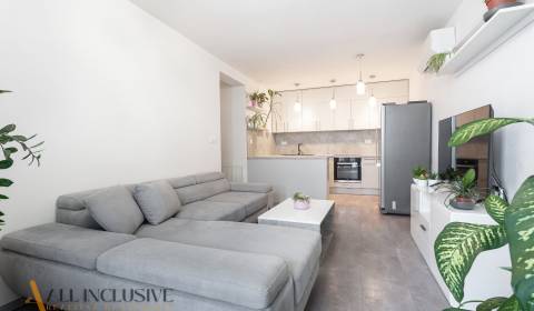 Na predaj 3-izbový byt s terasou a pozemkom, Gabčíkovo