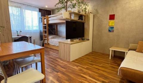 Moderný kompletne zrekonštruovaný 2-izb byt Galbavého BA IV