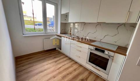 NOVINKA luxusný 3 izbový byt po kompletnej rekonštrukcii v Brezovej po