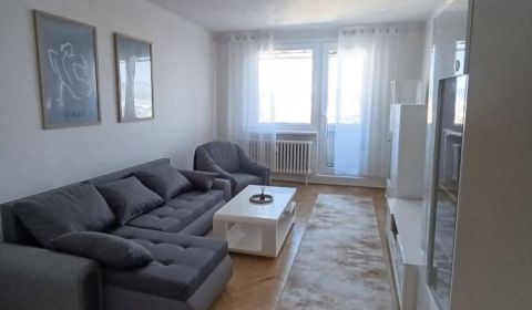 Rezervované/ predaj: 3-izbový byt po kompletnej rekonštrukcii 