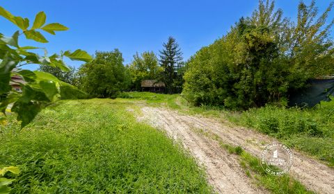 Stavebný pozemok (665 m2) Topoľový rad, Bernolákovo