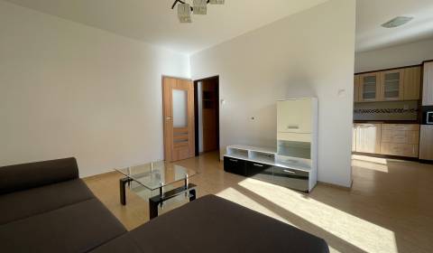 PRENÁJOM, 2 izbový byt na Dobrianskeho ulici, Humenné