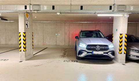 KOŠICKÁ – ZWIRN 3 | Prémiové parkovacie dvoj-státie pri výťahu (27 m²)