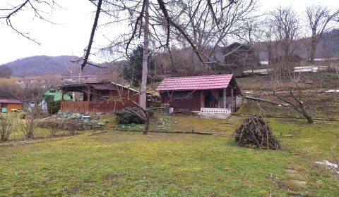 PREDANÉ Záhrada s chatkou, 377m2,  Banská Bystrica, Uhlisko 