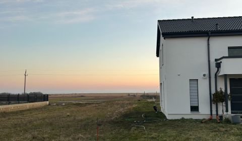 Stavebný pozemok v Neusiedl am See s výhľadom na jazero
