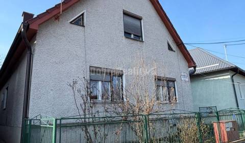 Ponúkame na predaj RD v mestskej časti Prievidze v Hradci
