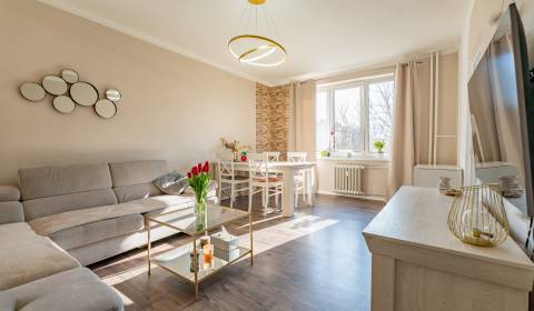 REZERVOVANÝ – 2i (54 m²) PO REKONŠTRUKCII – TN, Legionárska