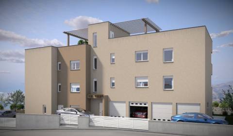 CHORVÁTSKO - Nové apartmány s garážou a skladovým priestorom - VODICE