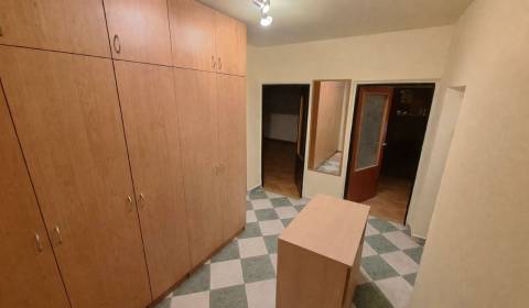 Pripravujeme na predaj 3-izbový byt na Vlčincoch, 72 m²