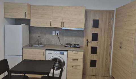 Rezervované - Predaj kompletne prerobenej a zariadenej garzonky 