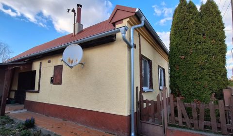 REZERVOVANÉ: Rodinný dom  s pozemkom 747 m2 - HOLIARE