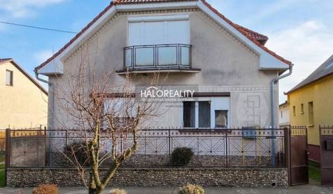 Predaj, rodinný dom Kráľová nad Váhom - EXKLUZÍVNE H...