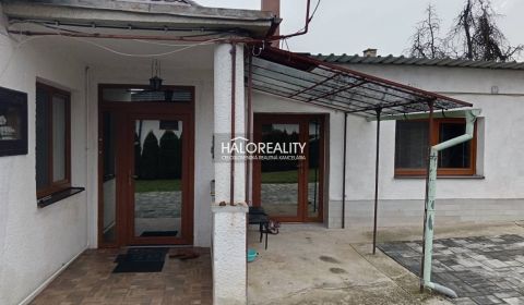 Predaj, rodinný dom Tvrdomestice - EXKLUZÍVNE HALO R...