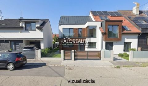 Predaj, pozemok pre rodinný dom   278 m2 Trnava,  Ko...