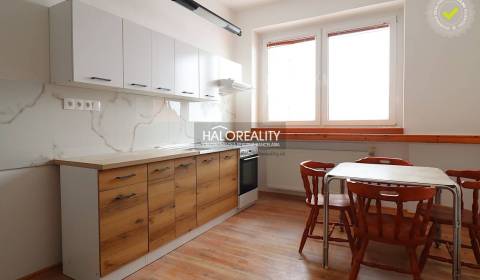 Prenájom, jednoizbový byt Nové Zámky, priamo v centr...