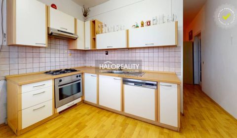 Predaj, trojizbový byt Poltár - EXKLUZÍVNE HALO REALITY