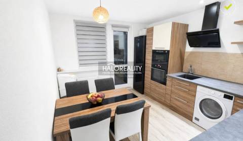 Predaj, trojizbový byt Handlová, Sídlisko Mostná - E...