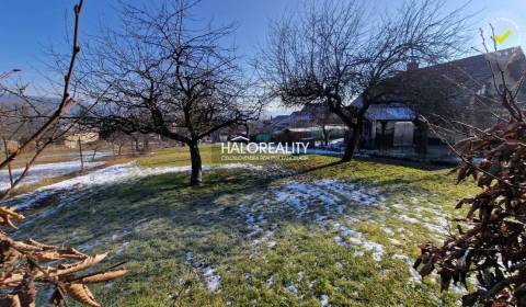 Predaj, pozemok pre rodinný dom   775 m2 Banská Byst...